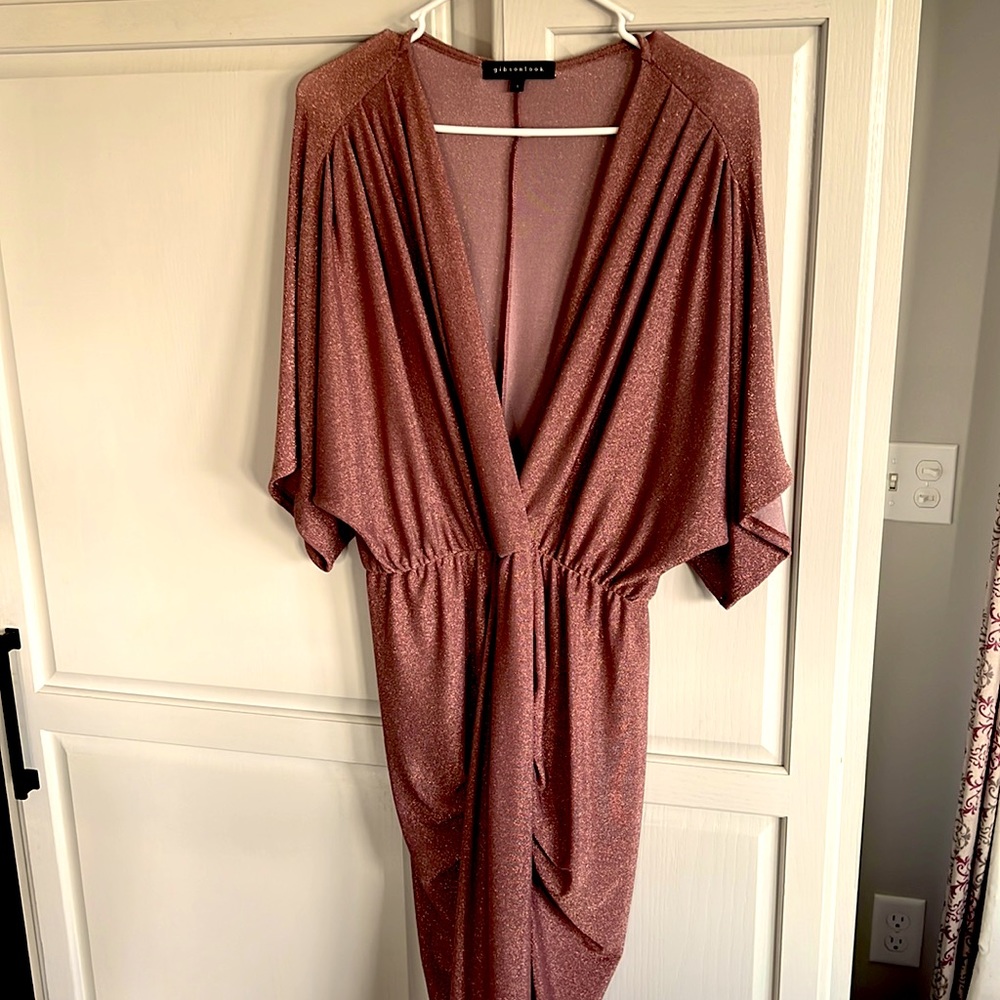 Gibson Look Sparkle Midi Dress